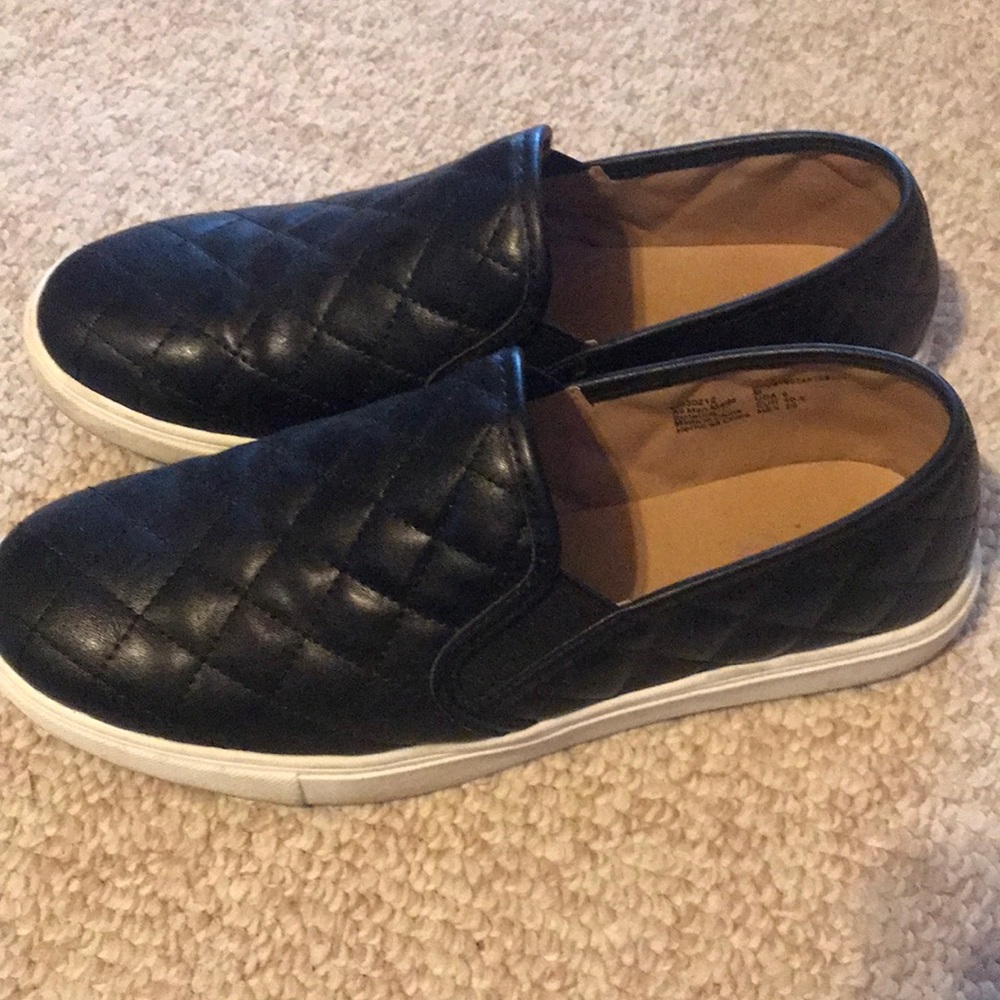 Mountain Sole Shoes Slip-on Sneaker
